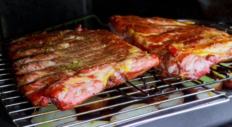 Quanto tempo para assar costelinha de porco no forno