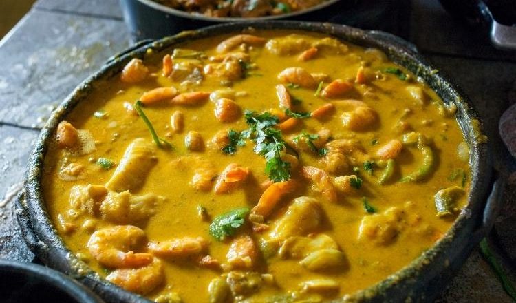como fazer moqueca de camarão