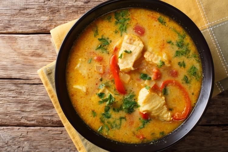 como temperar peixe para moqueca