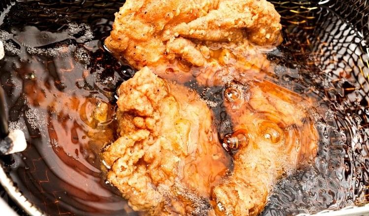 como fritar empanado de frango