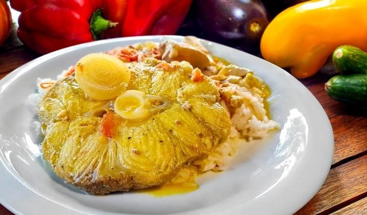 açafrão na carne