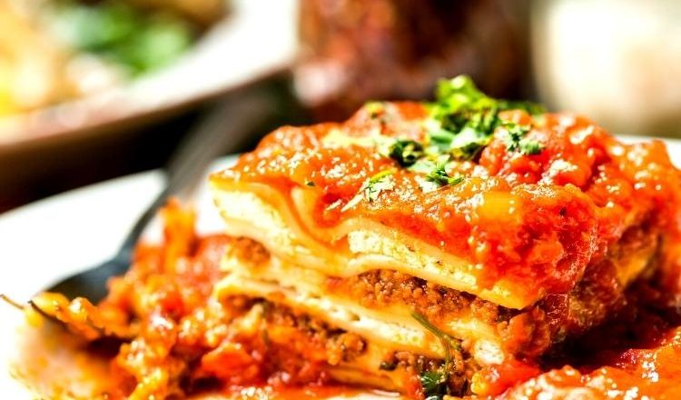 carne para acompanhar lasanha