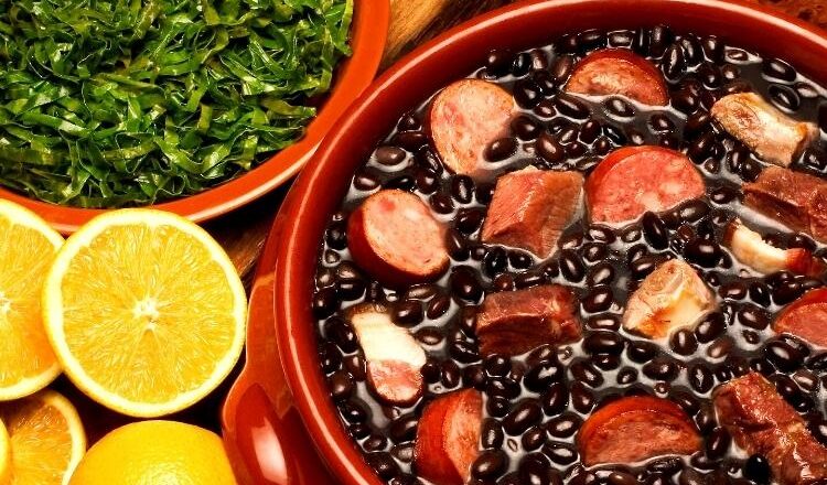 por que colocar laranja na feijoada