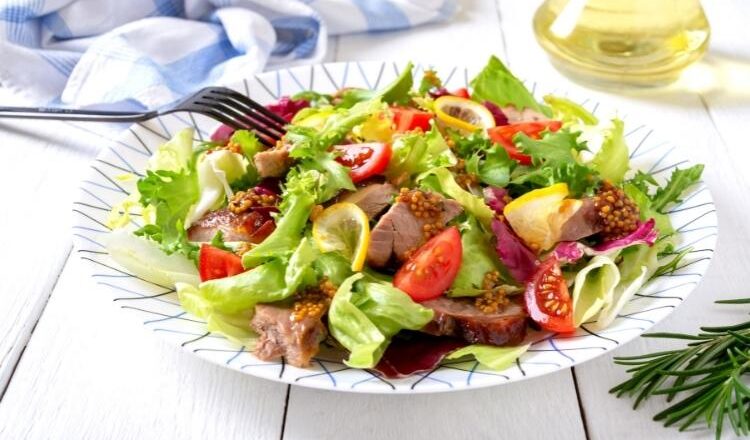 salada para acompanhar chester