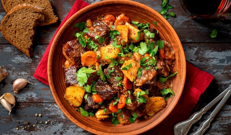 como amolecer carne na panela de pressão