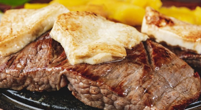 Carne de sol com queijo coalho