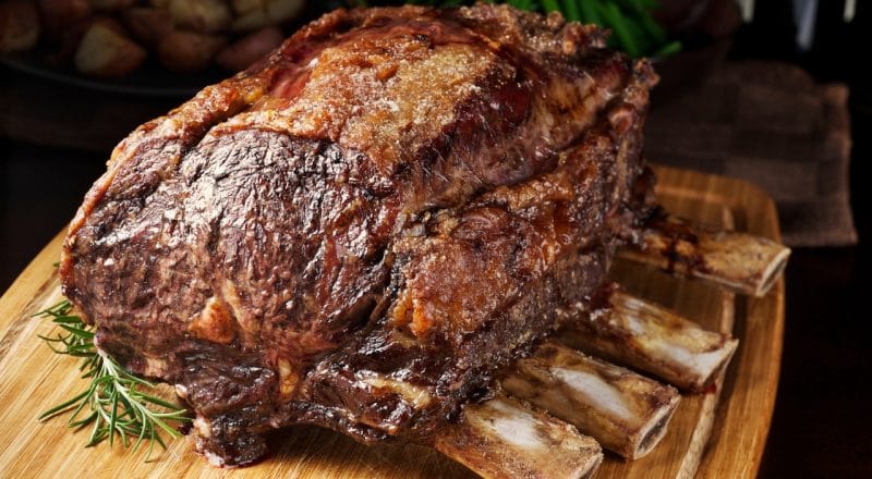 Qual a temperatura para assar costela no forno a gás