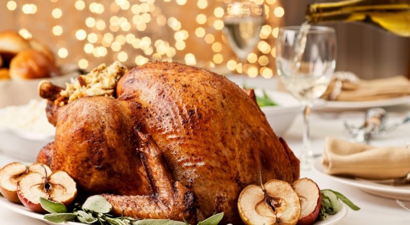Como assar o peru temperado