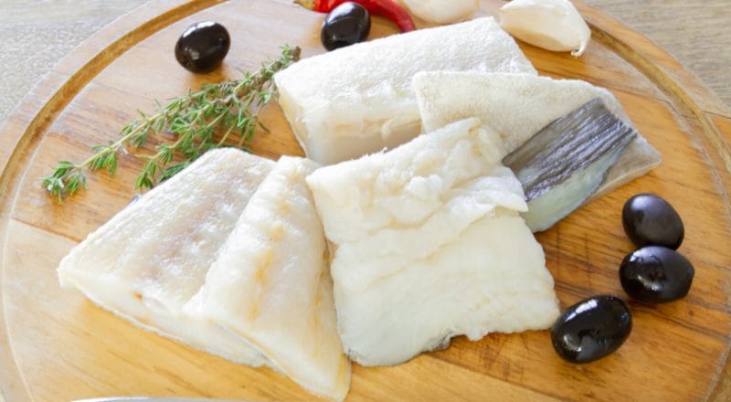 Quanto tempo o bacalhau dessalgado pode ficar na geladeira