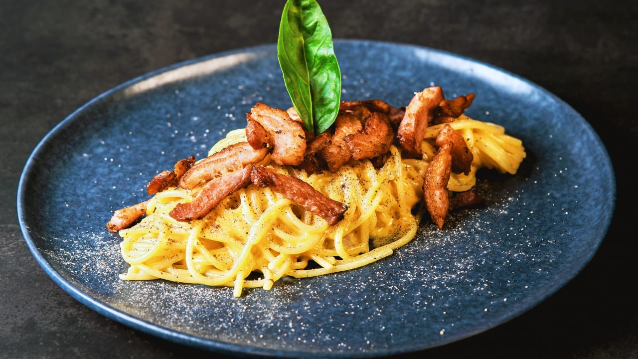 Carbonara combina com qual carne