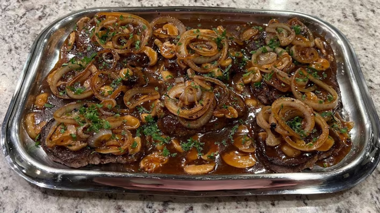 Bife ao molho madeira com shoyu