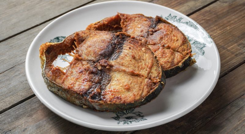 Como fazer Peixe-Espada frito
