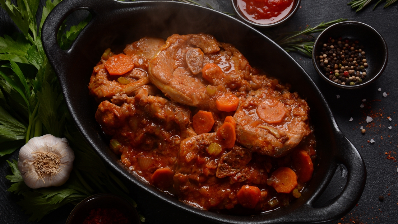 Bife na panela de pressão com molho de tomate
