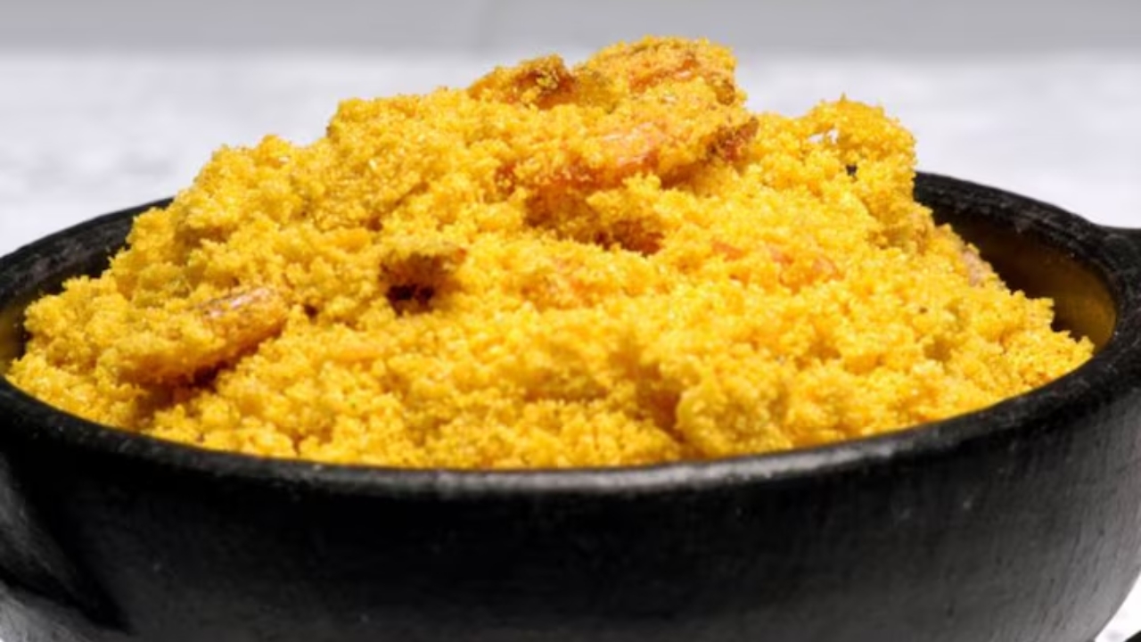 Farofa de dendê baiana
