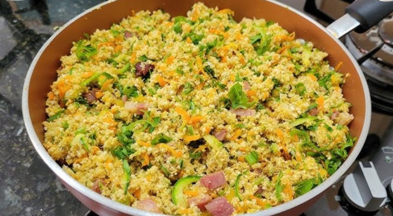 Farofa de abobrinha com bacon
