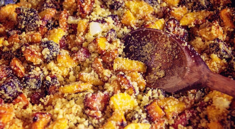 Farofa de banana-da-terra com bacon