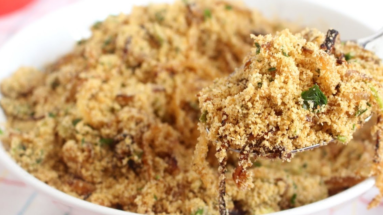 Farofa de cebola caramelizada