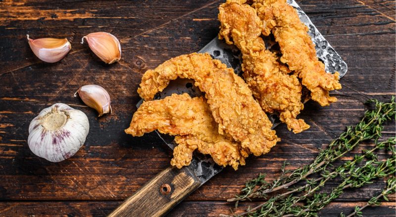 Frango empanado com farinha panko na airfryer