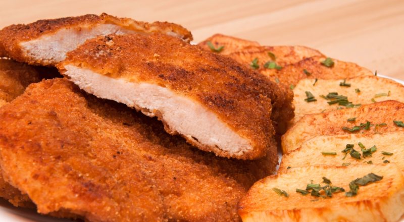 Frango empanado com maizena