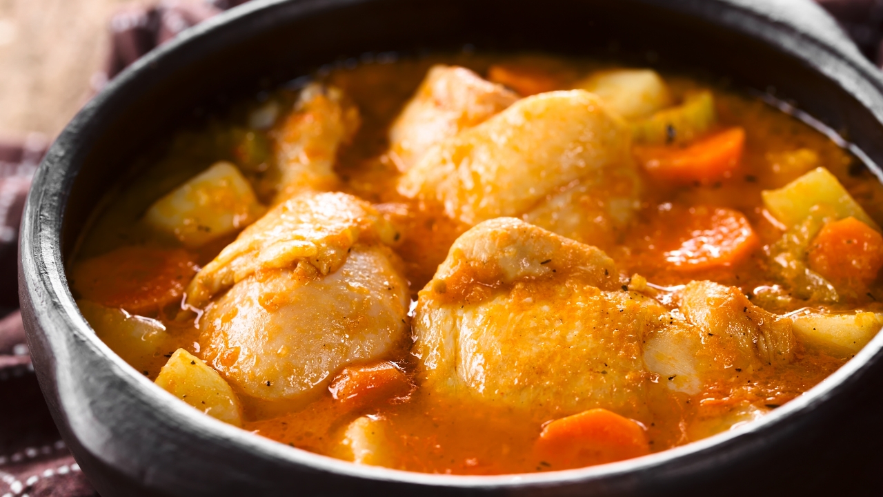 Galinha guisada