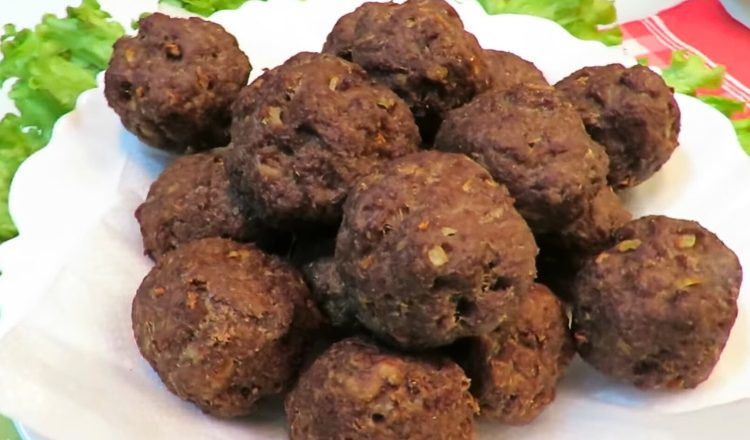 Bolinho de carne moída com aveia