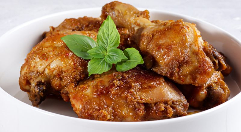Como fazer frango caramelizado com açúcar