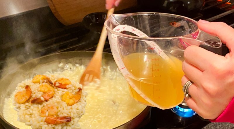 Caldo de peixe para risoto