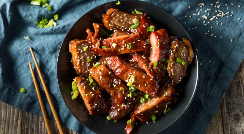 Carne chinesa em tirinhas