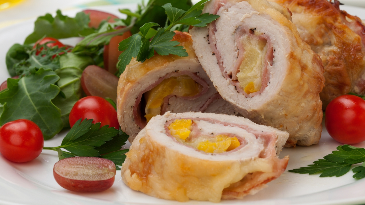 Como assar rocambole de frango congelado