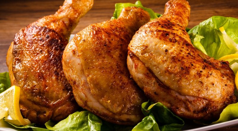 Como esquentar frango assado