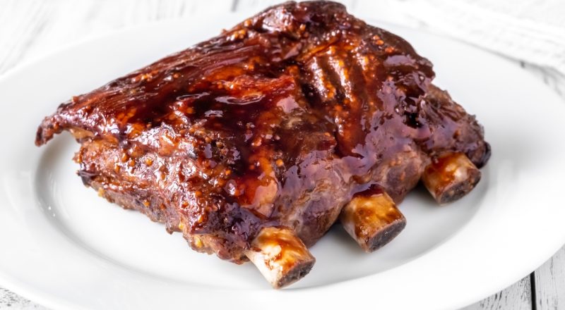Costela assada no forno com sal grosso