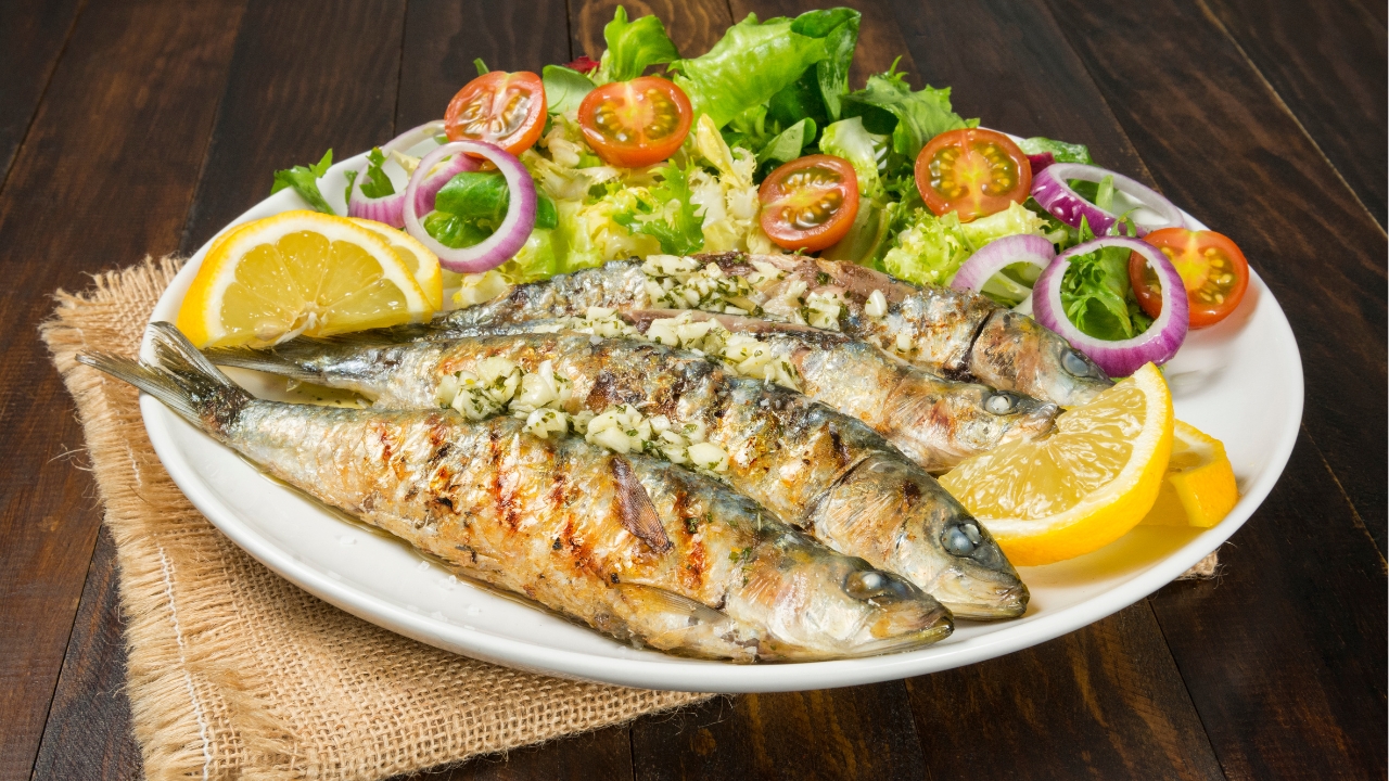 Como fazer sardinha na frigideira