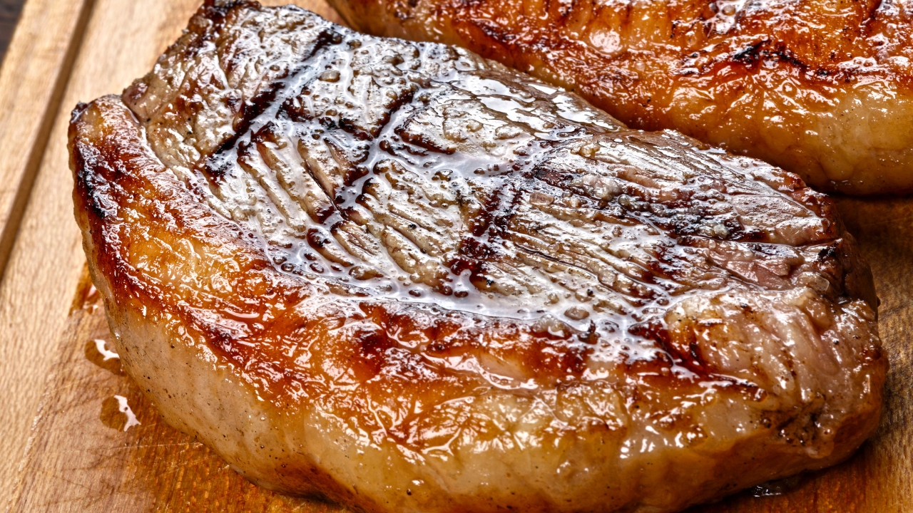 Picanha na airfryer com manteiga e alho